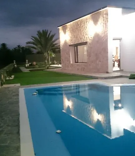 El Valle Nyaraló *