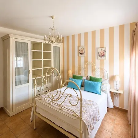 بيت للعطل El Valle - Piscina Climatizada